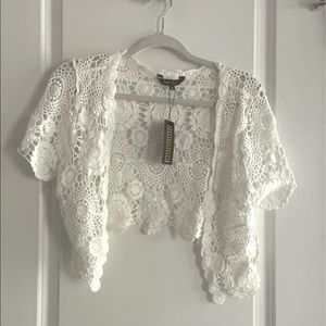 Tie-Front White Crochet top size M NWT